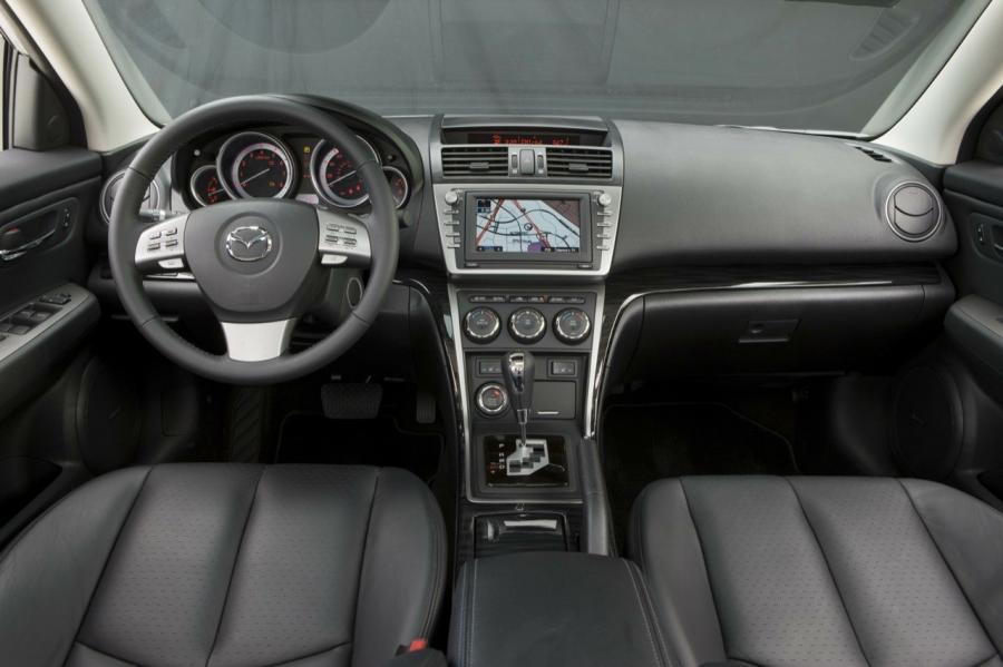  Mazda6 Sedan 2010 года  (фото 2 из 13)